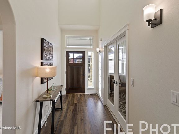 3rd image of 10504 N Murcia Ln