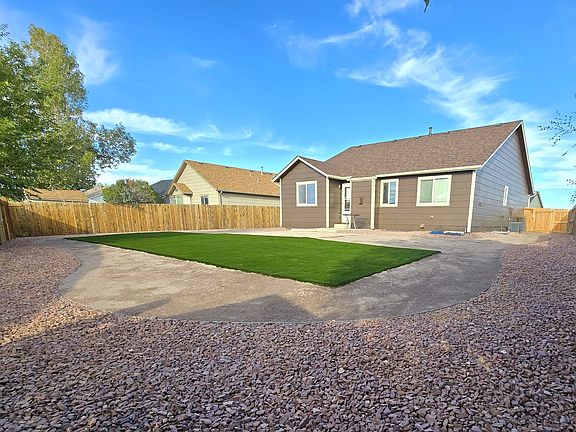 2nd image of 7634 Sailwind Dr