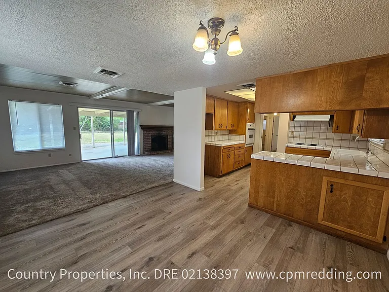 4145 Oro St — Photo 6