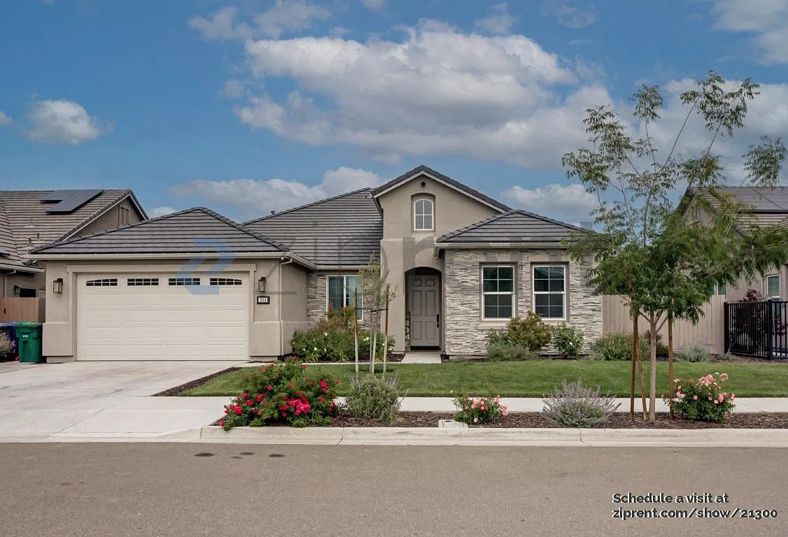 4 bed, 2471 sqft, $2,750 — Photo 1