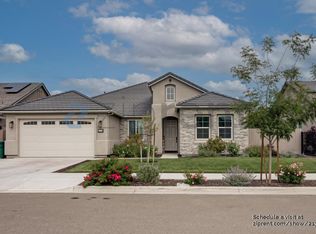 1816 Dunite Dr, Los Banos, CA 93635