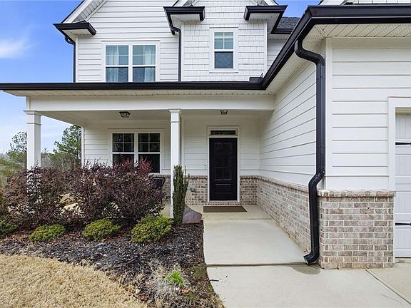 3rd image of 238 Observation Pointe