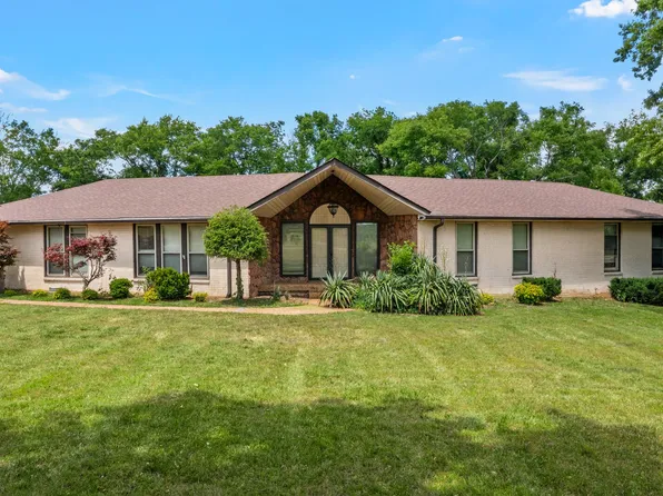 112 Pineywood Acres Dr, Madison, TN 37115