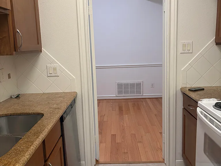 2700 Revere St #112 — Photo 11