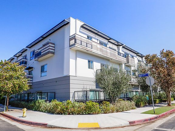 3rd image of 5308 Sepulveda Blvd Unit 5304