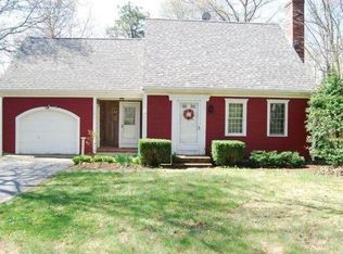 63 Woodridge Rd, East Sandwich, MA 02537