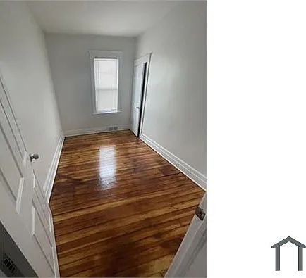 3 bed, 1400 sqft, $1,100 — Photo 4
