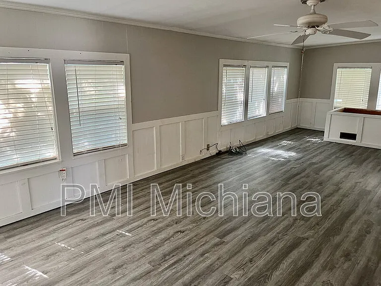 2405 Woodmont Dr — Photo 11
