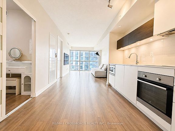 3rd image of 20 Thomas Riley Rd W #1201
