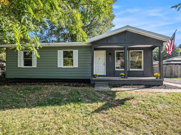 505 E Van Deinse St, Greenville, MI 48838