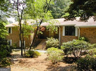 690 Sandstone Dr, Athens, GA 30605