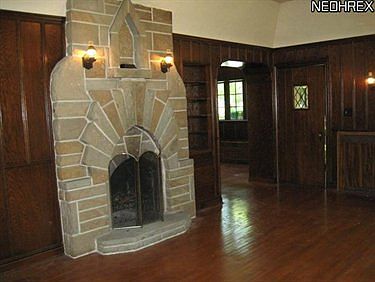 5th image of 18881 Rivercliff Dr