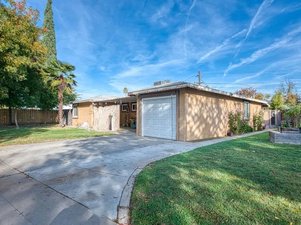 2407 Ashcroft Ct, Fresno, CA 93726