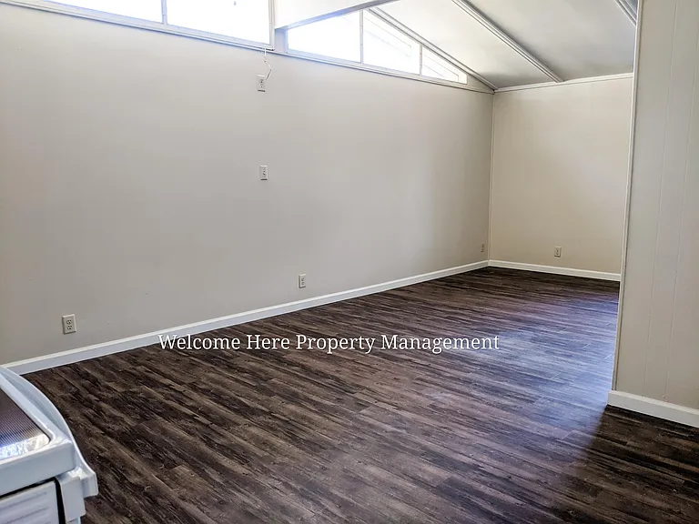 1565 Coombs Dr #1 — Photo 13