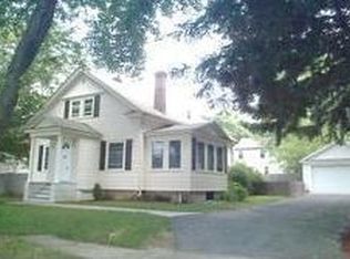 14 Edmands Rd, North Andover, MA 01845