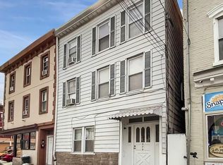 275 Washington St, Newburgh, NY 12550