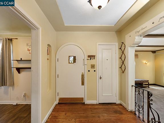 5th image of 477 W 10th St