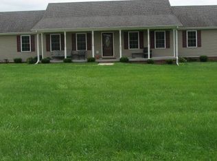 203 Daniel Ln, Harrodsburg, KY 40330