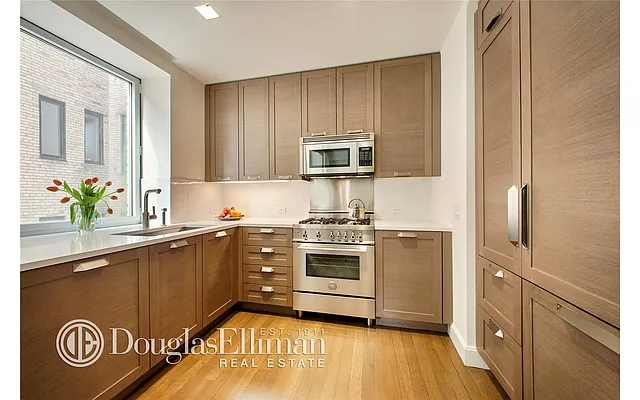 Sold by Douglas Elliman | media 16
