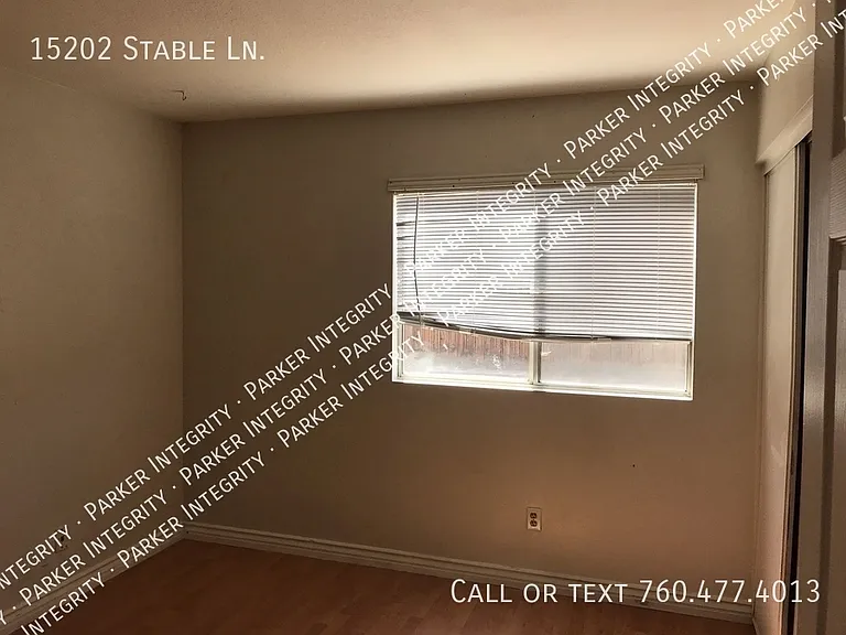 15202 Stable Ln — Photo 10