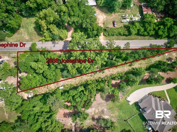 28888 Josephine Dr, Perdido Beach, AL 36530