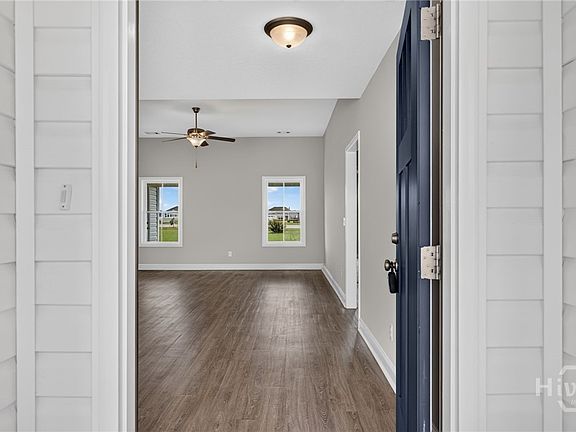 3rd image of 200 Heart Pine Road