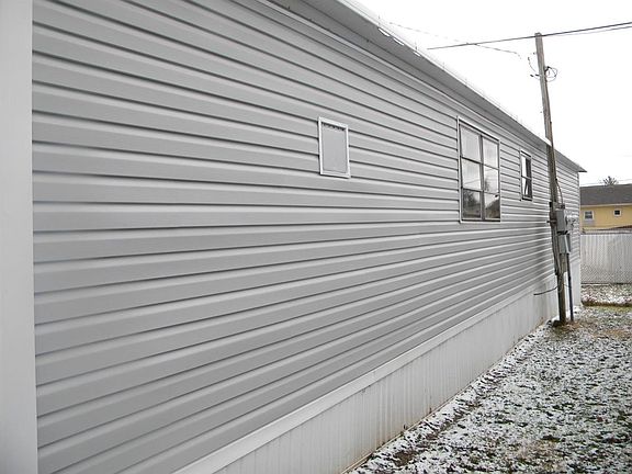 2nd image of 225 S Sandusky St Lot 07