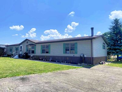 9080 Greentree Dr, Newport, MI, 48166