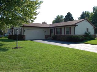 7671 Salter Ct, Temperance, MI 48182