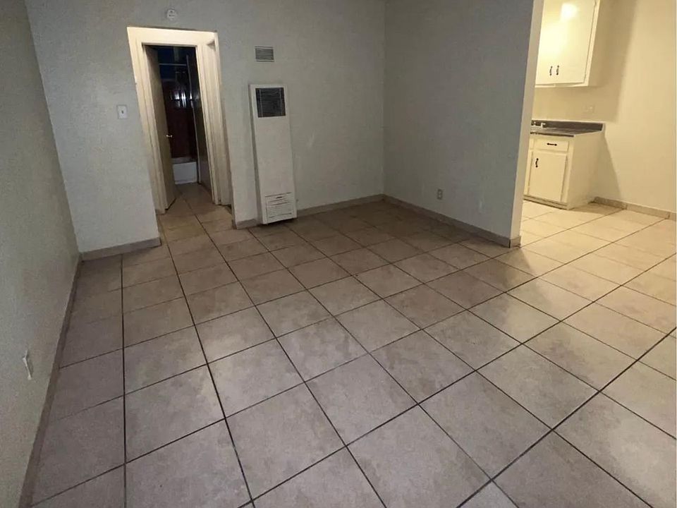 2nd image of 5400 Rosemead Blvd #1
