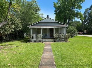 615 Clarence St, Tomball, TX 77375