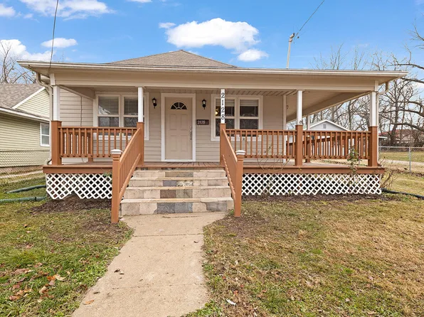 2128 N Taylor Avenue, Springfield, MO 65803