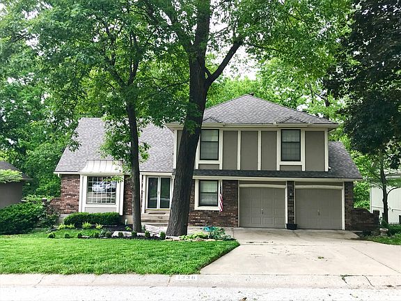 2nd image of 1336 Camelot Dr