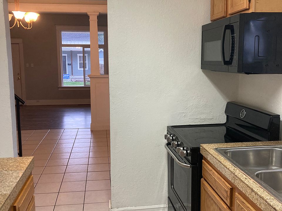 1st image of 2220 Gramercy Ave #1