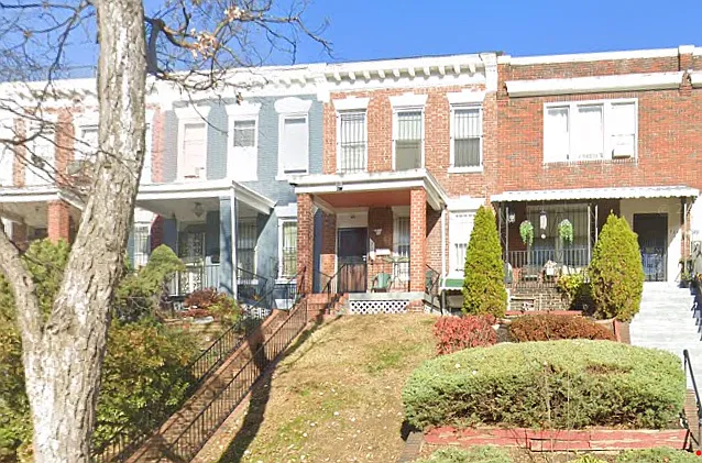 725 Fairmont St NW #A — Photo 1