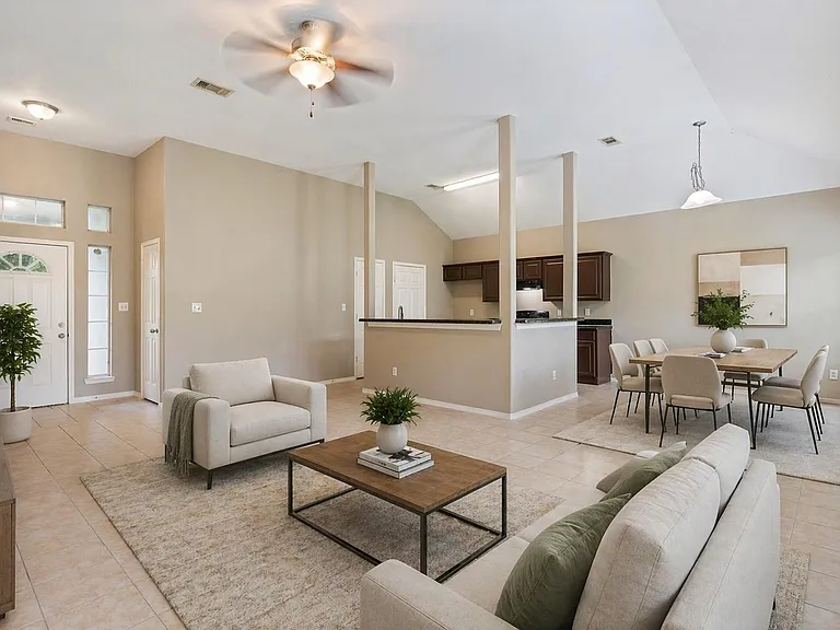 9104 N Green River Dr #A — Photo 21