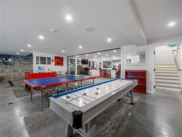 3403 Laurel Ave — Photo 48