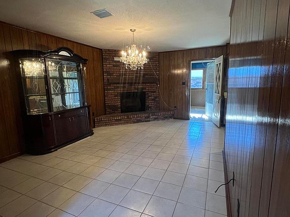 3rd image of 600 Kimberly Dr
