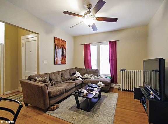 5th image of 1335 W Early Ave