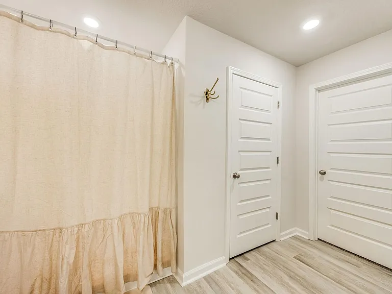 6848 Fresh Meadow Ln — Photo 16