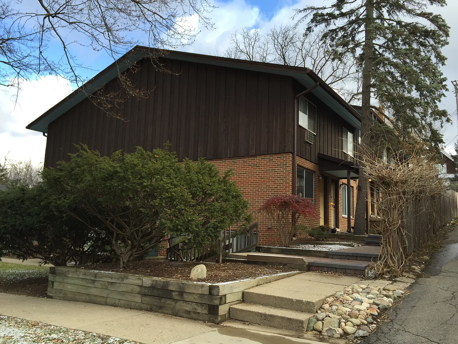 520 N. Ashley — Photo 2