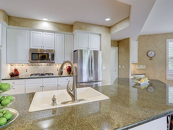 WOW updated kitchen!