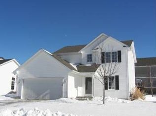355 NE Cardinal Ln, Waukee, IA 50263