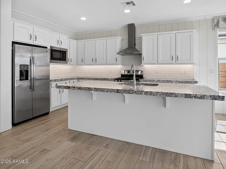 2141 E Flamingo Way — Photo 23