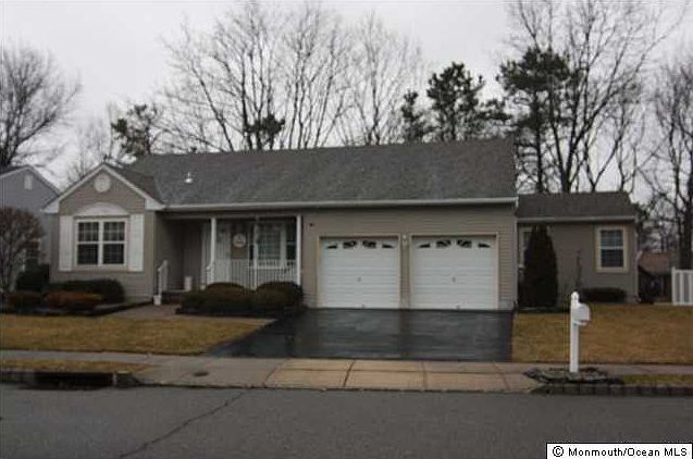 1st image of 2392 Mount Hood Ln