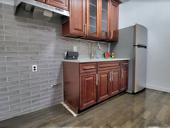 2nd image of 7801 69th Ave #1TOP