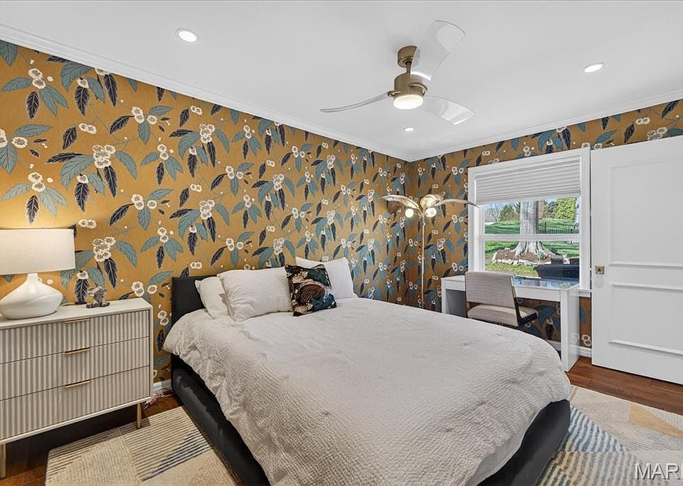 22nd image of 10 Vouga Ln