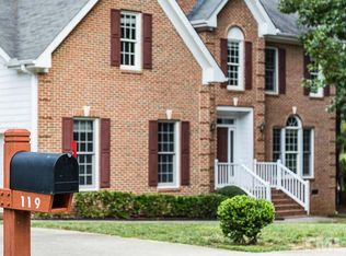 119 Hassellwood Dr, Cary, NC 27518