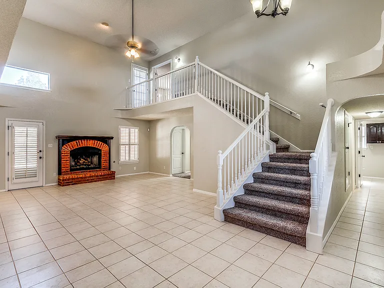 6104 La Posta Dr — Photo 5