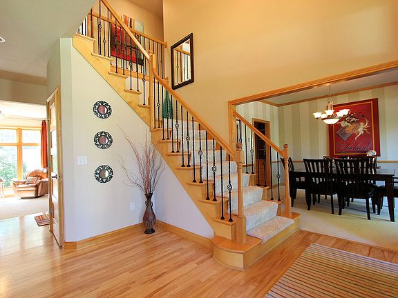 3rd image of 737 River Reserve Dr